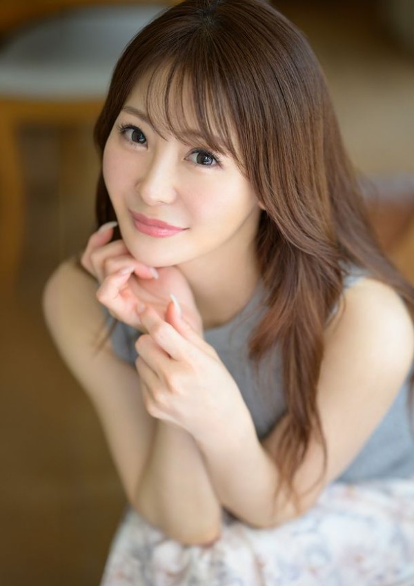 小泽菜穗