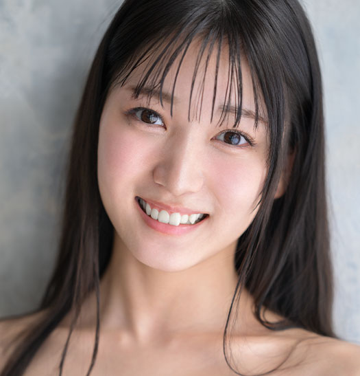 初美菜乃花